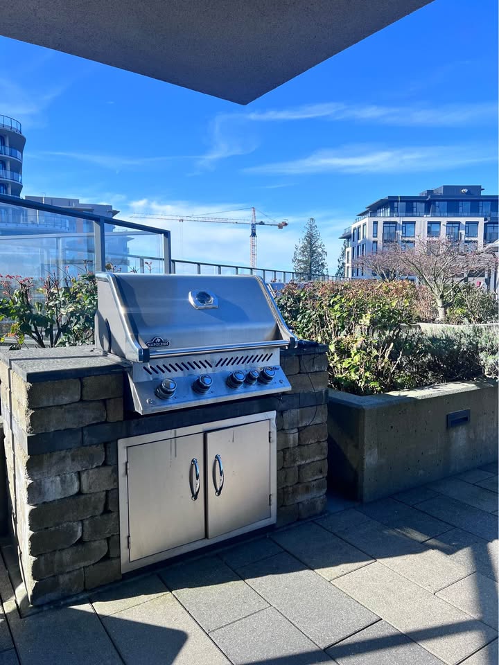2 Beds 2 Baths – Apartment