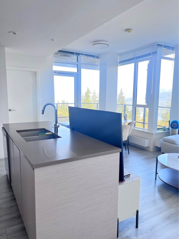 2 Beds 2 Baths – Apartment
