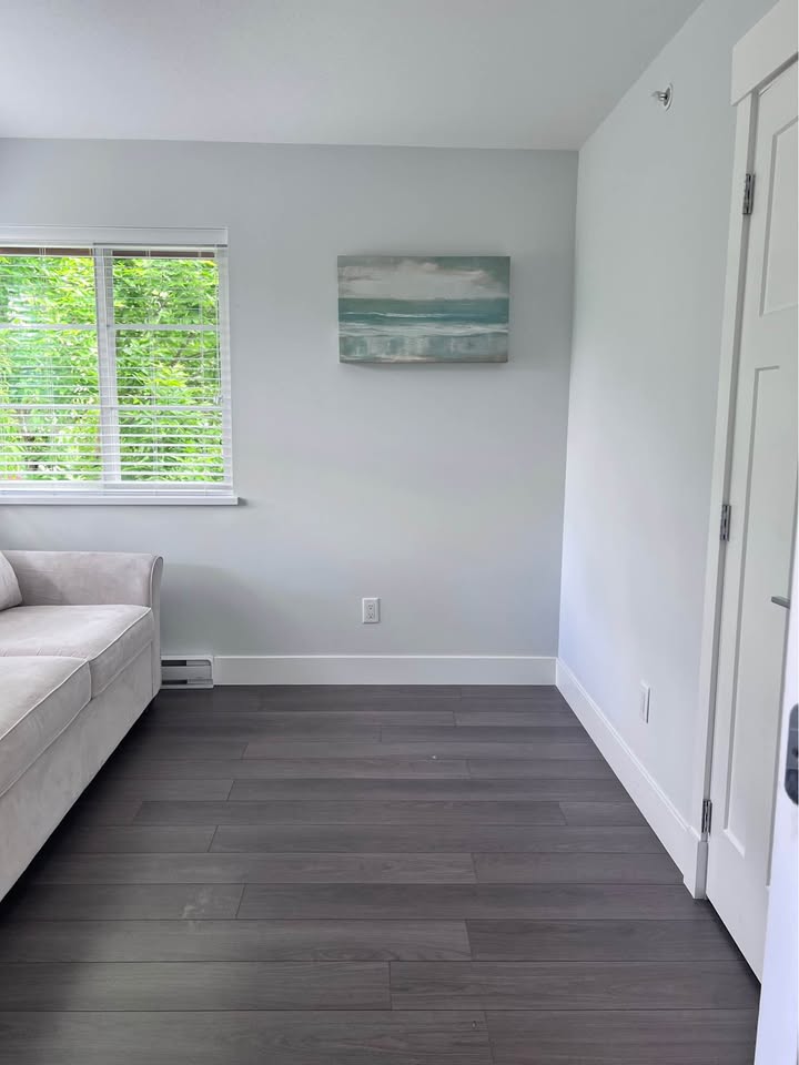 3 Beds 2 Baths – Townhouse